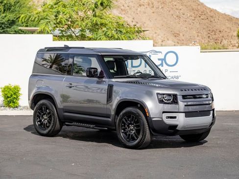 Used 2023 Land Rover Defender 90 SE AWD/4WD image 4