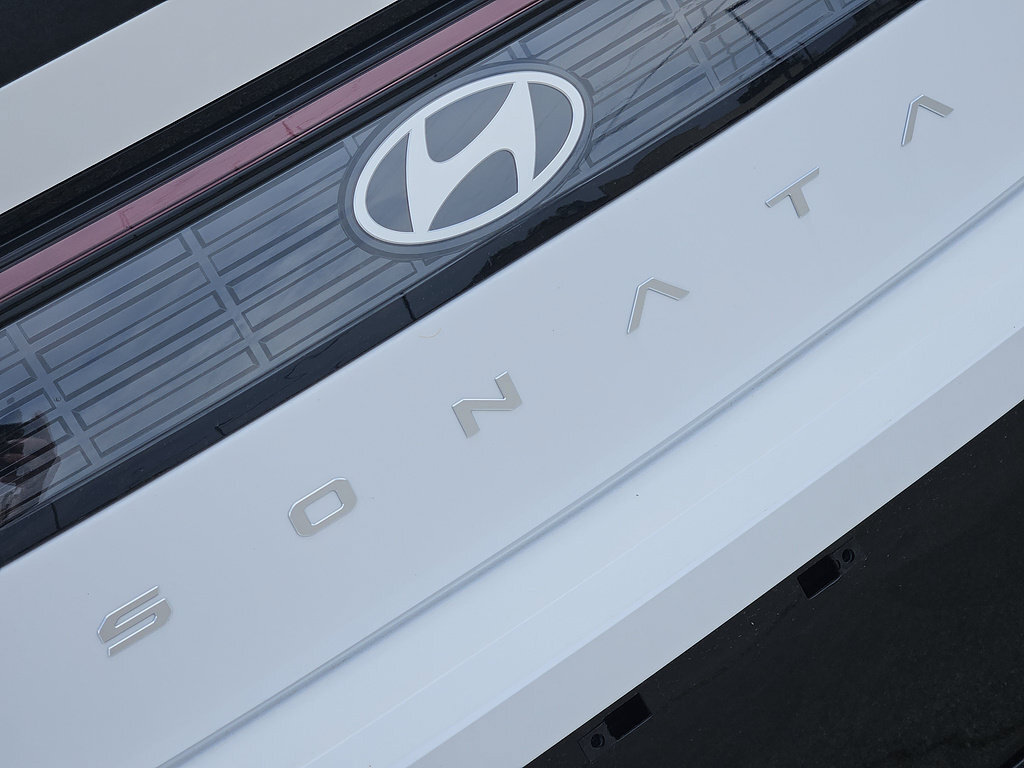 New 2026 Hyundai Sonata SEL AWD/4WD image 11