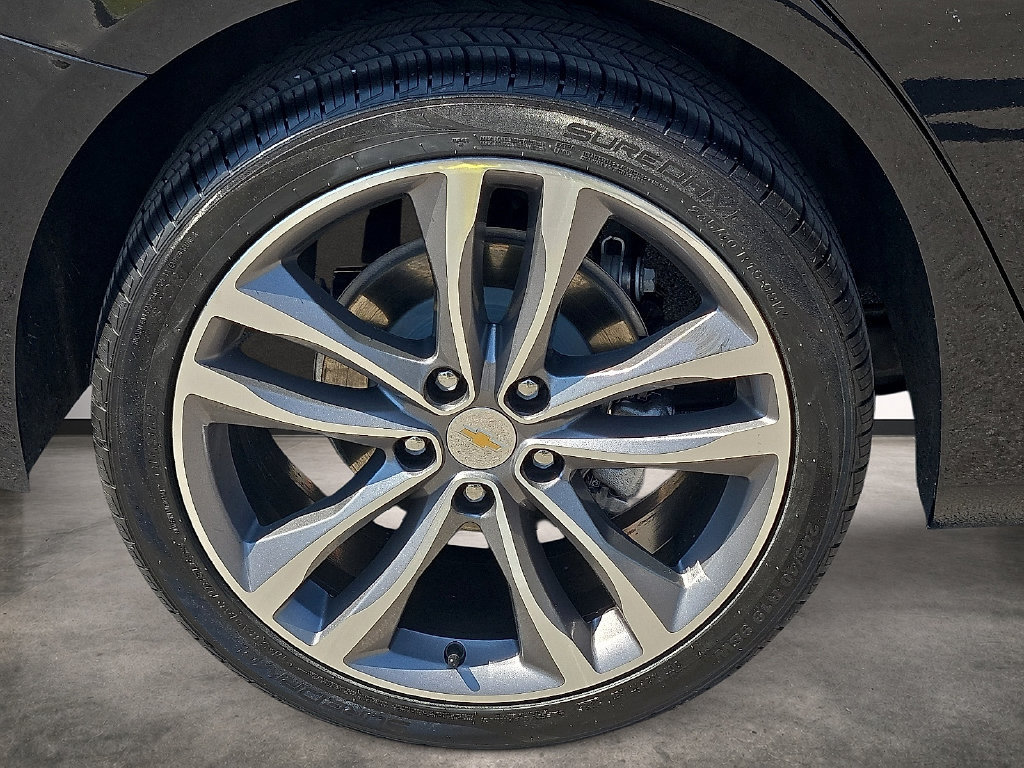 Used 2025 Chevrolet Malibu LT FWD image 7
