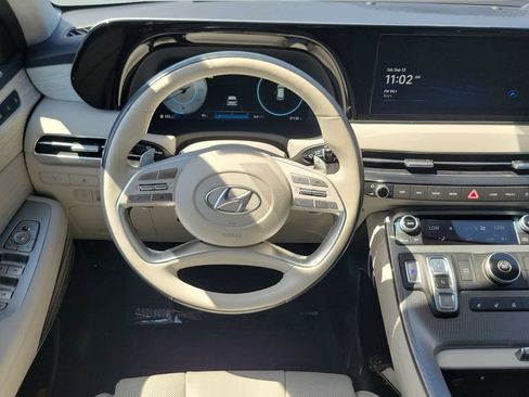 Used 2025 Hyundai Palisade Calligraphy FWD image 12