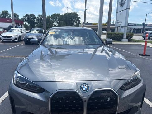 Used 2024 BMW i4 eDrive35 w/ Premium Package RWD image 8
