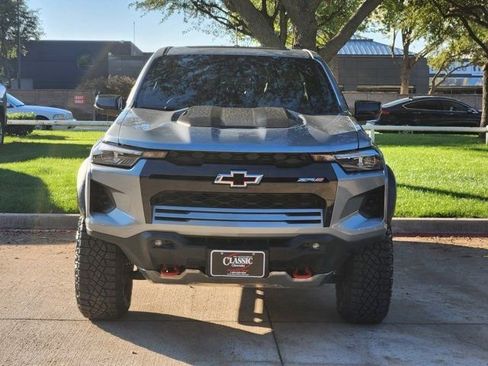 Used 2026 Chevrolet Colorado ZR2 image 12