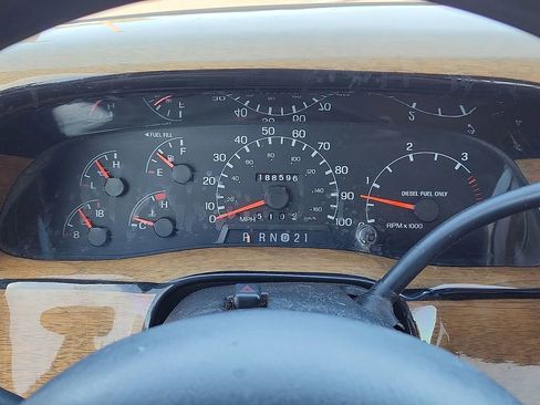 Used 1999 Ford F350 XLT image 16