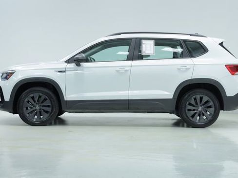 Used 2024 Volkswagen Taos S image 4