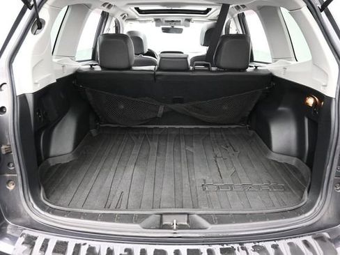 Used 2018 Subaru Forester 2.5i Touring w/ Popular Package #3B AWD/4WD image 28