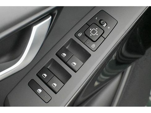 New 2025 Kia Niro Wind image 16