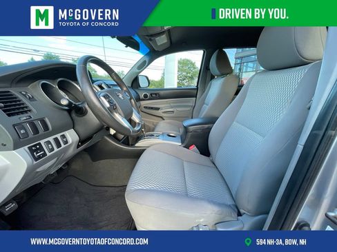 Used 2015 Toyota Tacoma 4x4 Double Cab w/ SR5 Package image 9