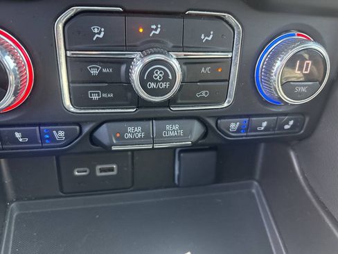 Used 2021 GMC Yukon SLT w/ SLT Premium Package AWD/4WD image 24