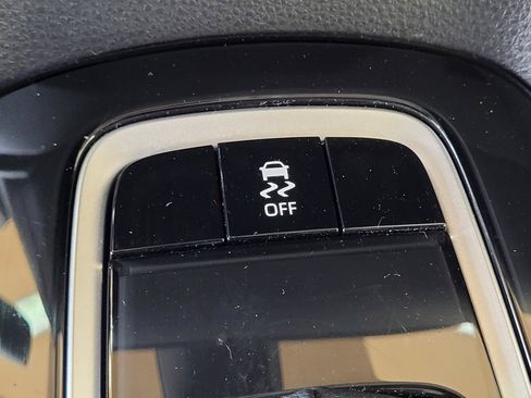 Certified 2025 Toyota Corolla LE w/ Convenience Package FWD image 15