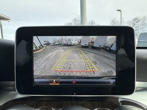 Used 2019 Mercedes-Benz GLC 300 4MATIC image 20