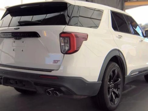 Used 2022 Ford Explorer ST w/ Equipment Group 401A AWD/4WD image 3