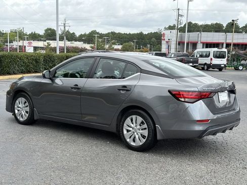Used 2024 Nissan Sentra S FWD image 3