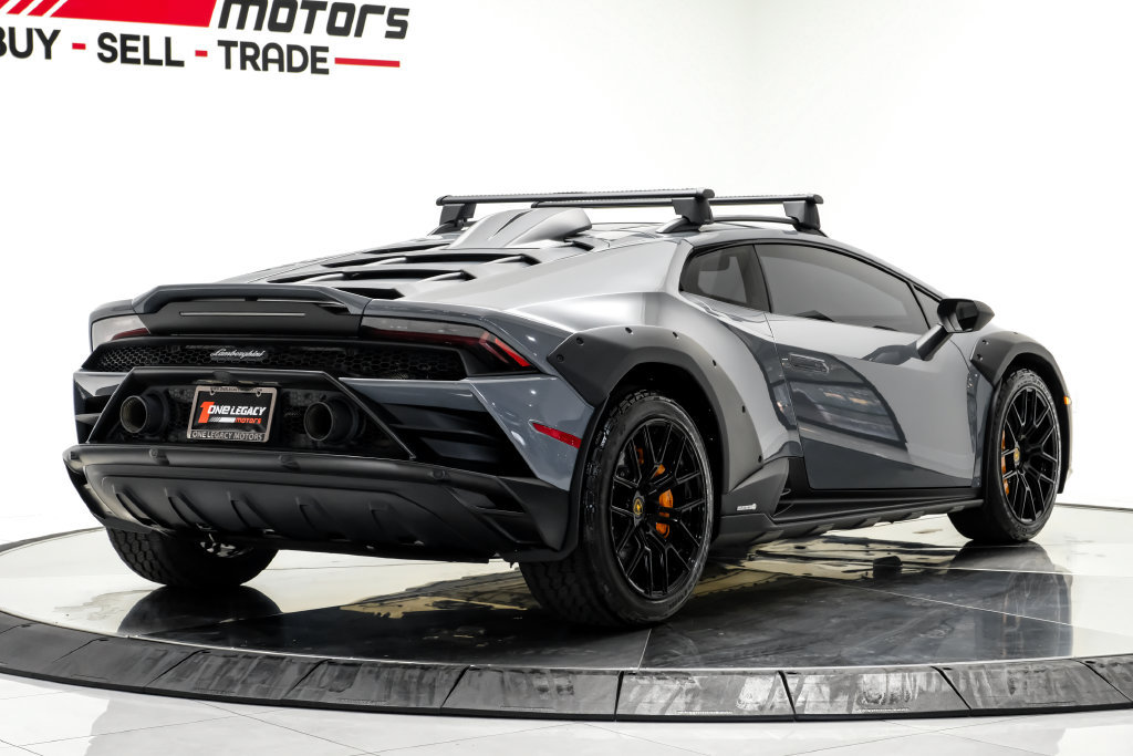 Used 2024 Lamborghini Huracan Sterrato AWD/4WD image 9