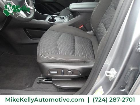 Used 2023 GMC Terrain SLE w/ Driver Convenience Package AWD/4WD image 13