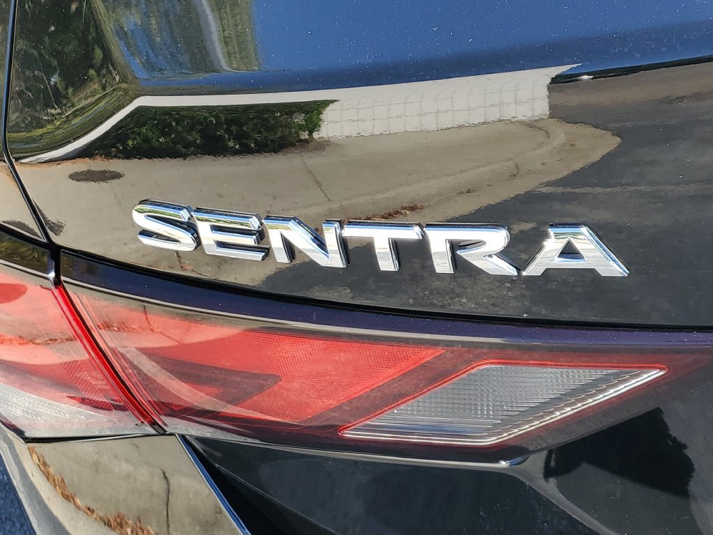 Used 2025 Nissan Sentra SV FWD image 8