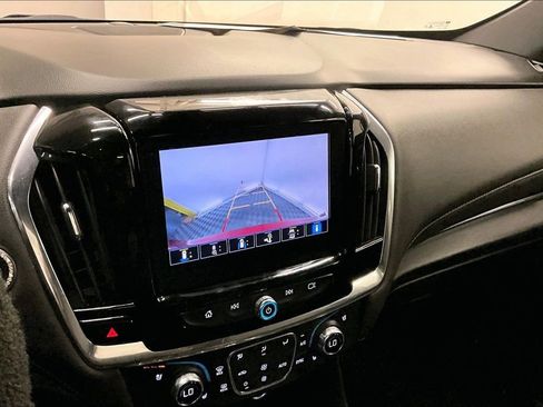 Used 2023 Chevrolet Traverse Premier AWD/4WD image 20