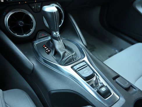 Used 2023 Chevrolet Camaro LT image 24