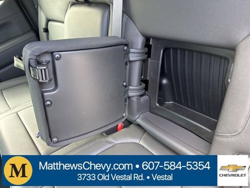 Used 2022 Chevrolet Silverado 1500 LTZ image 19