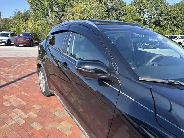 Used 2017 Honda HR-V EX-L image 18