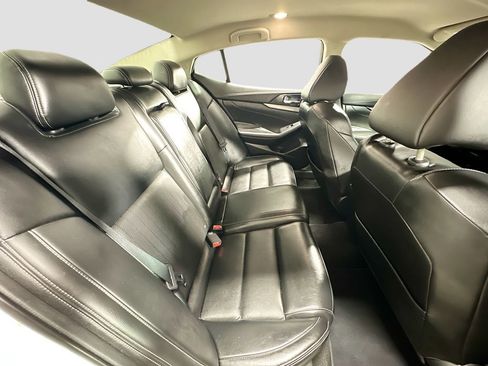 Used 2017 Nissan Maxima 3.5 SV image 28