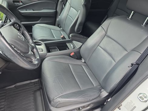 Used 2021 Honda Pilot Special Edition image 16