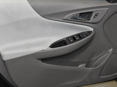 Used 2020 Chevrolet Malibu LT FWD image 4