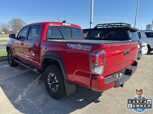 Certified 2022 Toyota Tacoma TRD Off-Road w/ Technology Package image 8