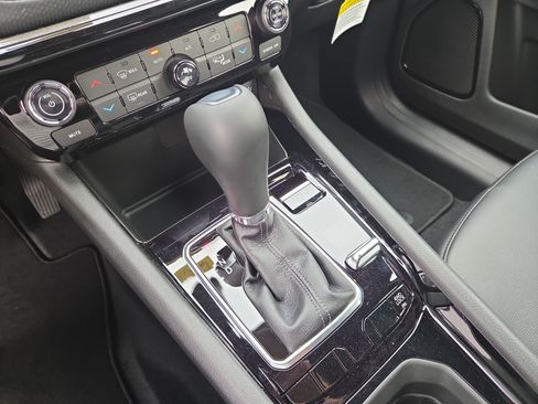 New 2026 Jeep Compass Limited AWD/4WD image 15