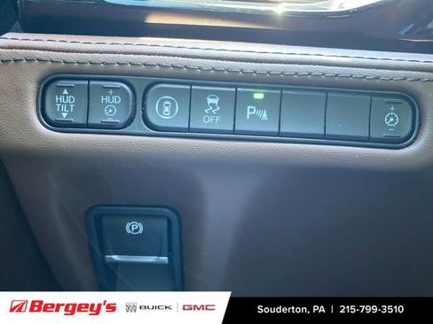 Used 2023 Acura MDX SH-AWD w/ Advance Package image 20