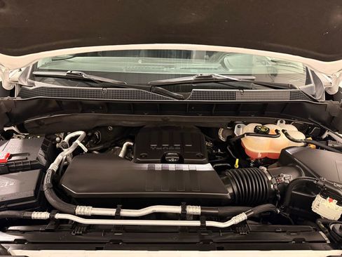 Used 2022 Chevrolet Silverado 1500 LT image 11