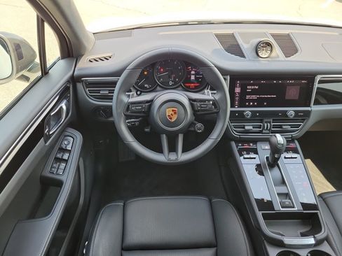 Certified 2026 Porsche Macan Turbo AWD/4WD image 17