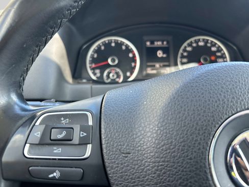 Used 2012 Volkswagen Tiguan S AWD/4WD image 22