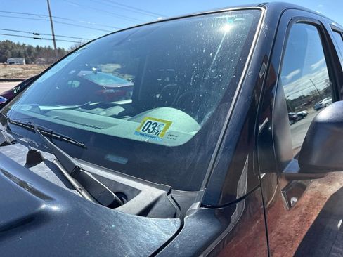 Used 2016 Nissan Frontier S image 19