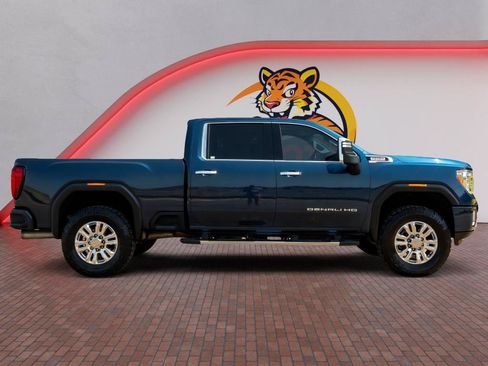 Used 2020 GMC Sierra 2500 Denali w/ Denali Ultimate Package AWD/4WD image 4