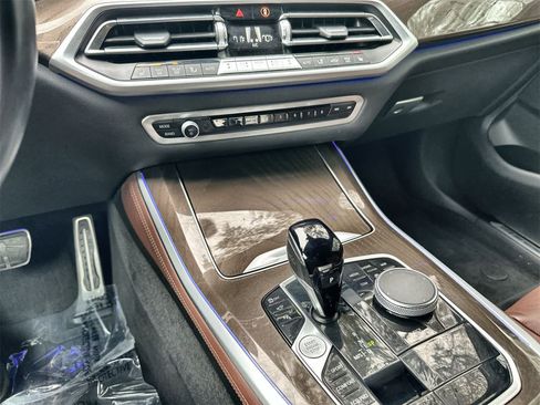 Used 2022 BMW X5 xDrive40i w/ M Sport Package image 17