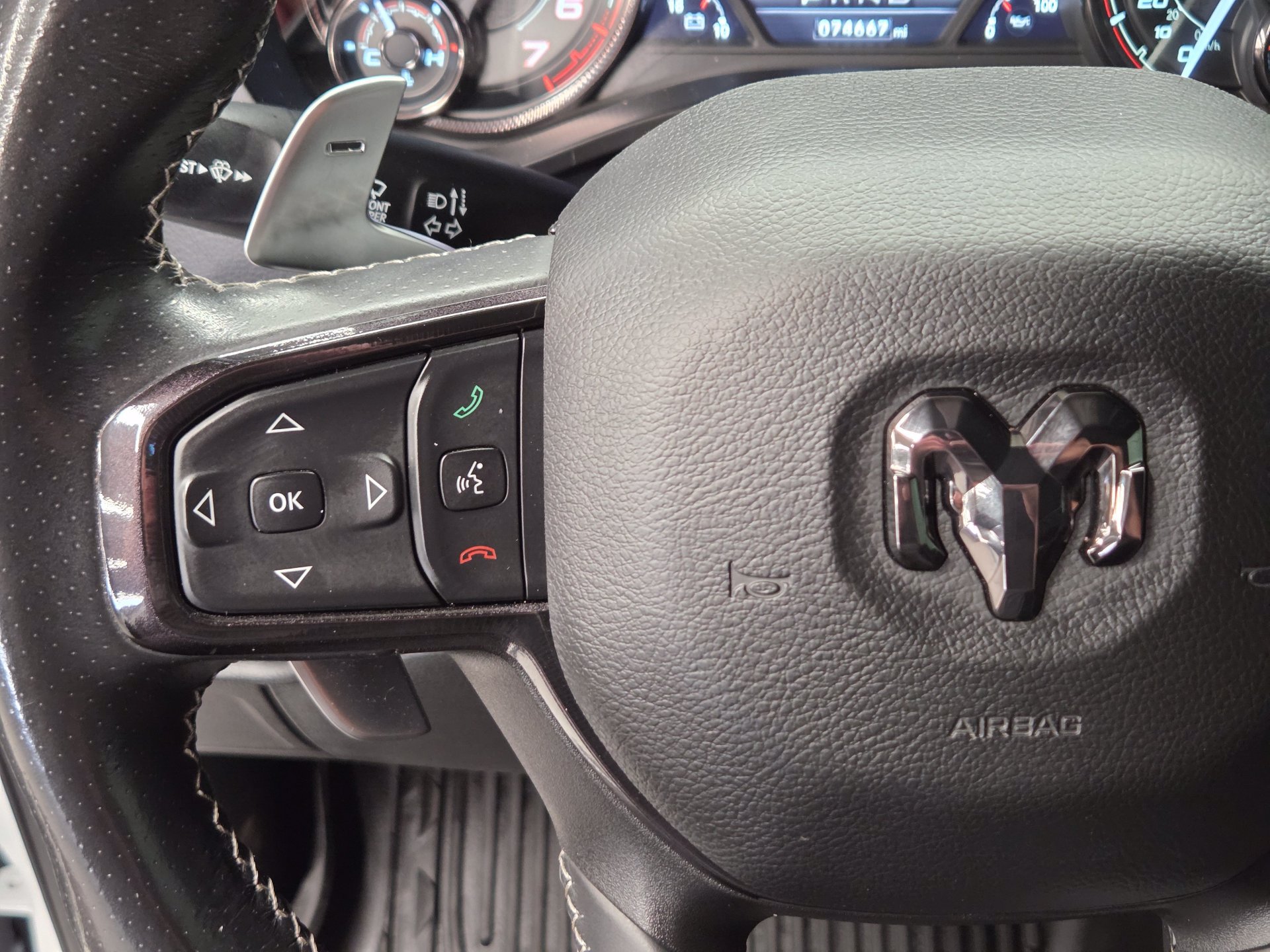 Used 2022 RAM 1500 TRX AWD/4WD image 17