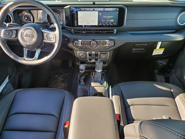 New 2026 Jeep Wrangler Unlimited Sahara w/ Technology Group AWD/4WD image 8