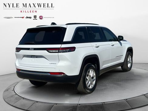 New 2026 Jeep Grand Cherokee Laredo image 16