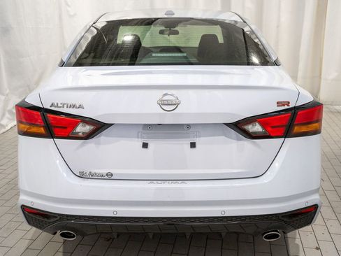 New 2025 Nissan Altima 2.5 SR image 5