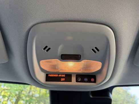 Used 2025 Chevrolet Trax LS FWD image 25