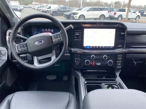 Used 2026 Ford F450 Lariat w/ Chrome Package image 8