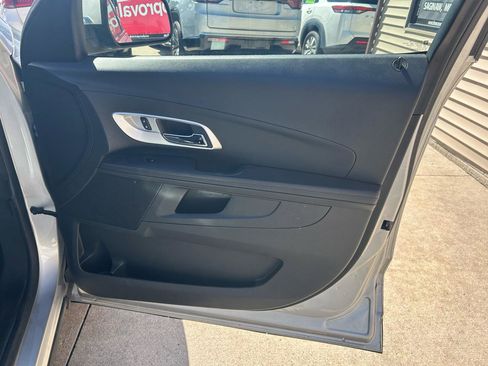 Used 2016 Chevrolet Equinox LT w/ Convenience Package image 16