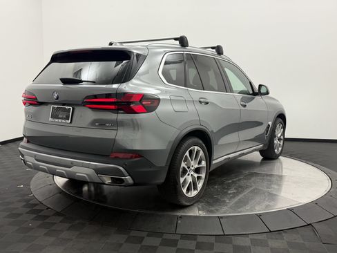 Used 2024 BMW X5 sDrive40i w/ Parking Assistance Package RWD image 7