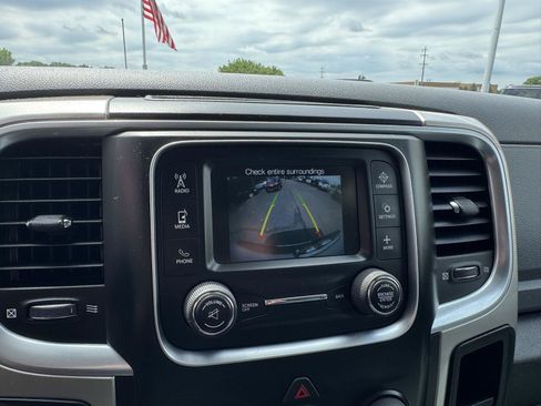 Used 2019 RAM 1500 Classic SLT AWD/4WD image 21