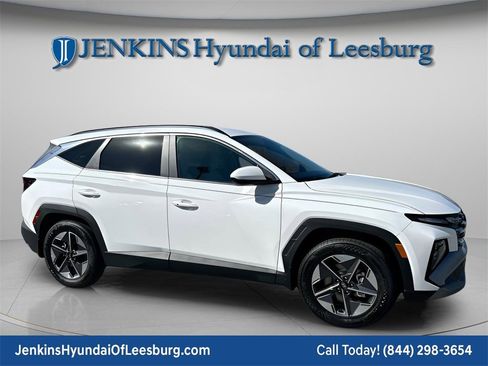 New 2026 Hyundai Tucson SEL image 2