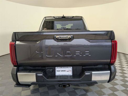 Used 2024 Toyota Tundra Limited AWD/4WD image 7