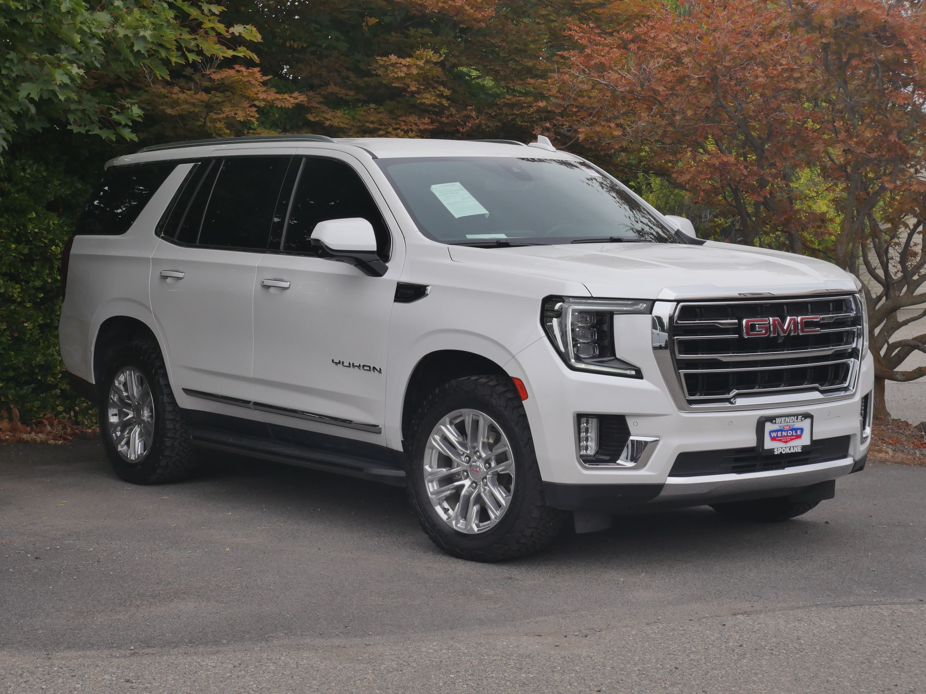 Used 2021 GMC Yukon SLT w/ Rear Media and Nav Package AWD/4WD image 37