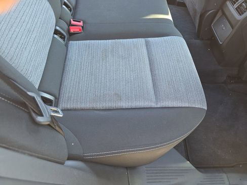 Used 2023 Nissan Rogue SV image 15