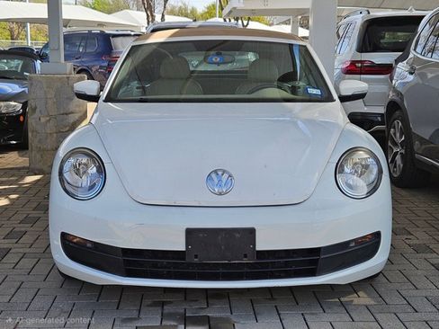 Used 2013 Volkswagen Beetle 2.5 image 2