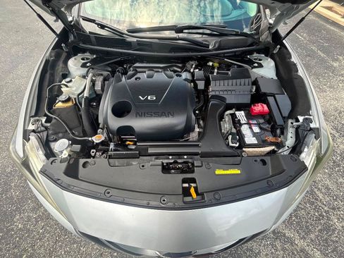 Used 2017 Nissan Maxima 3.5 SL FWD image 39